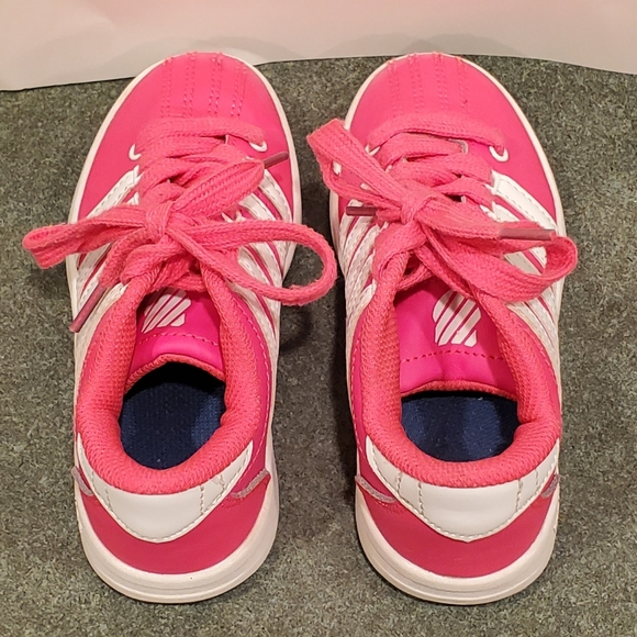 K-SWISS Girls Sneaker (size 11) - Picture 3 of 7